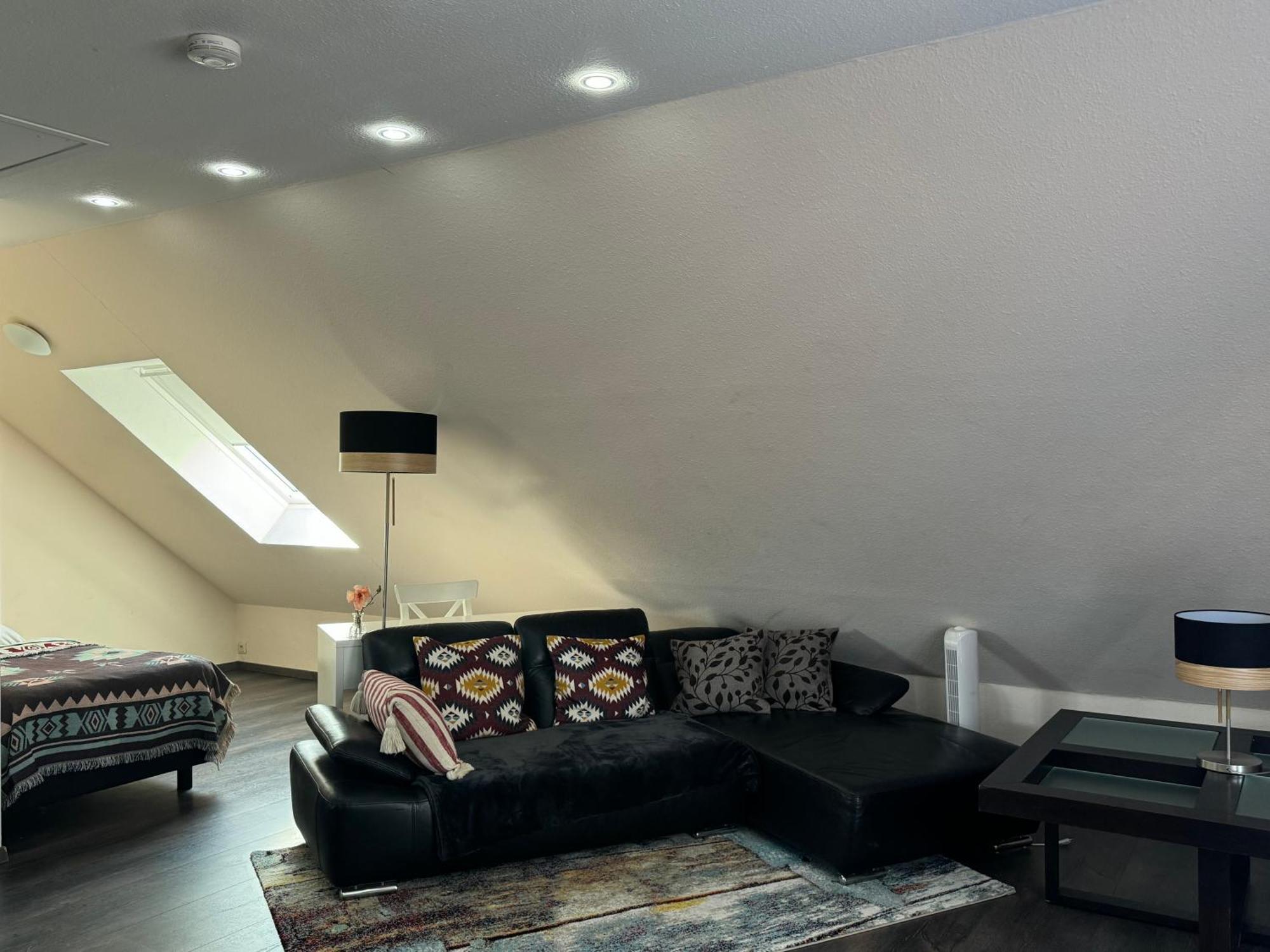 Modern House Gehrden Auf 2 Etagen, Nice Garten, Barbecue, Contactless Check-In, Free Parking Ngoại thất bức ảnh