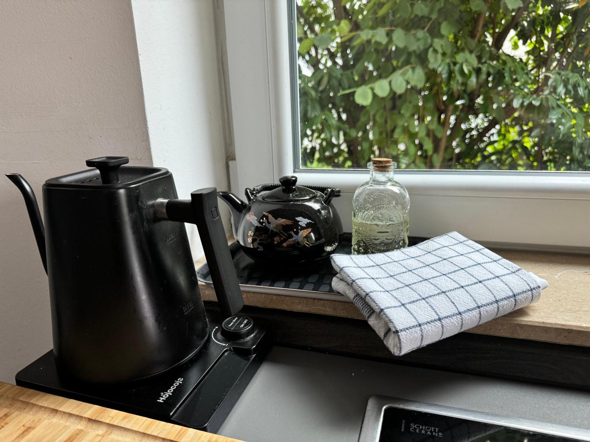 Modern House Gehrden Auf 2 Etagen, Nice Garten, Barbecue, Contactless Check-In, Free Parking Ngoại thất bức ảnh